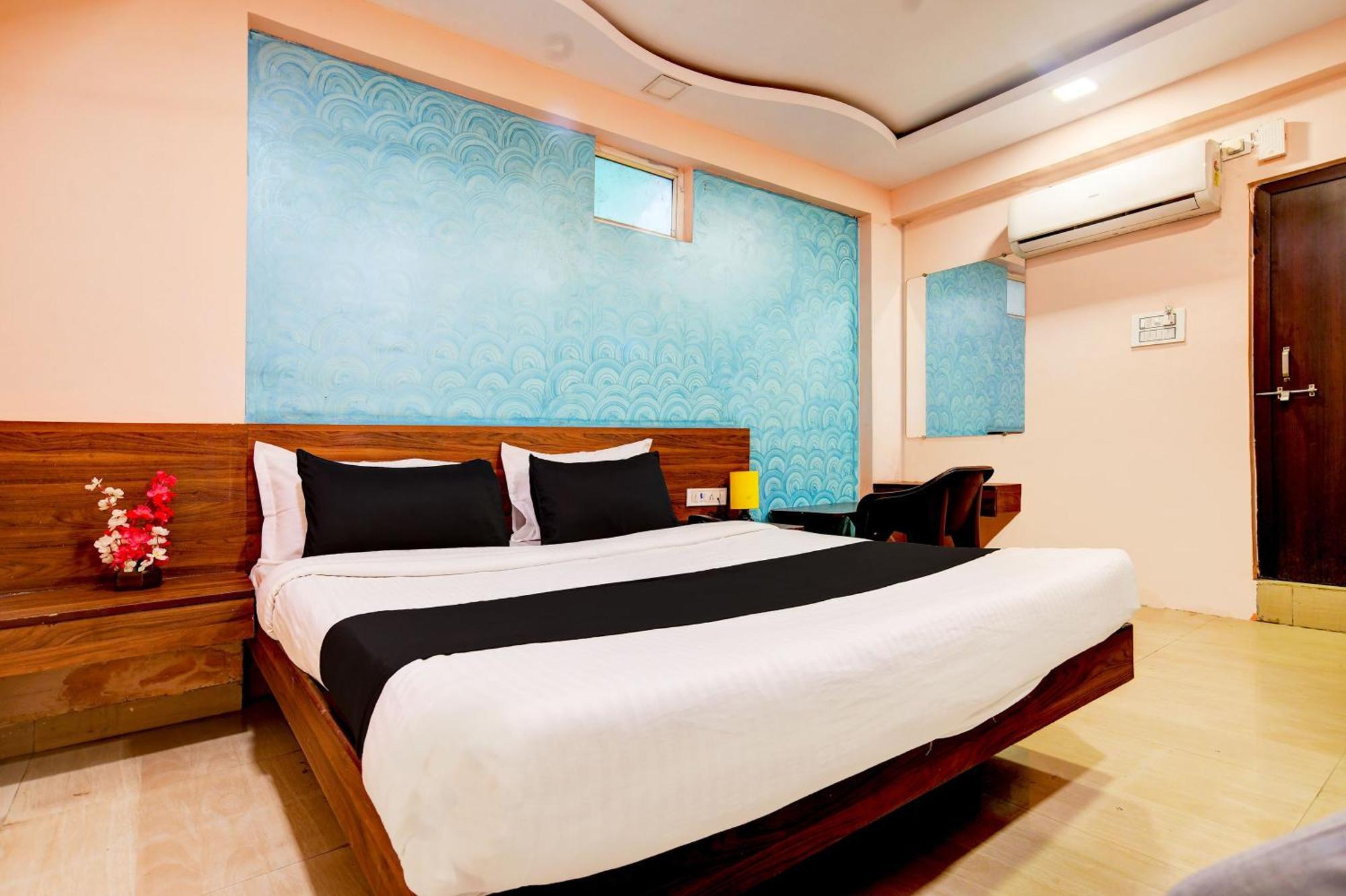 Hotel O Svl Inn Индаур Экстерьер фото