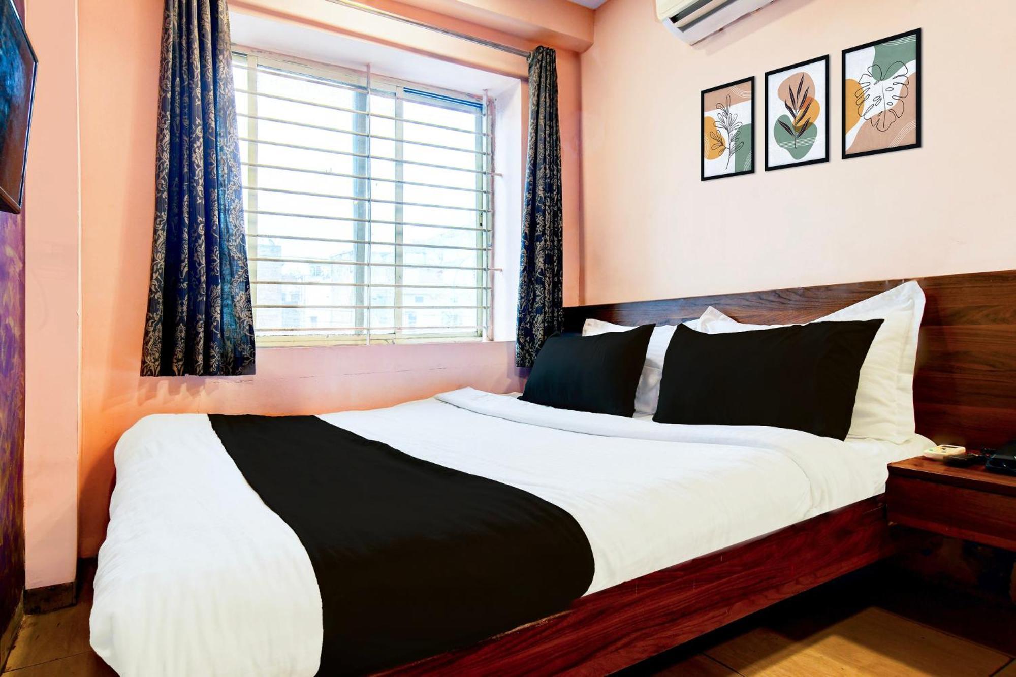 Hotel O Svl Inn Индаур Экстерьер фото